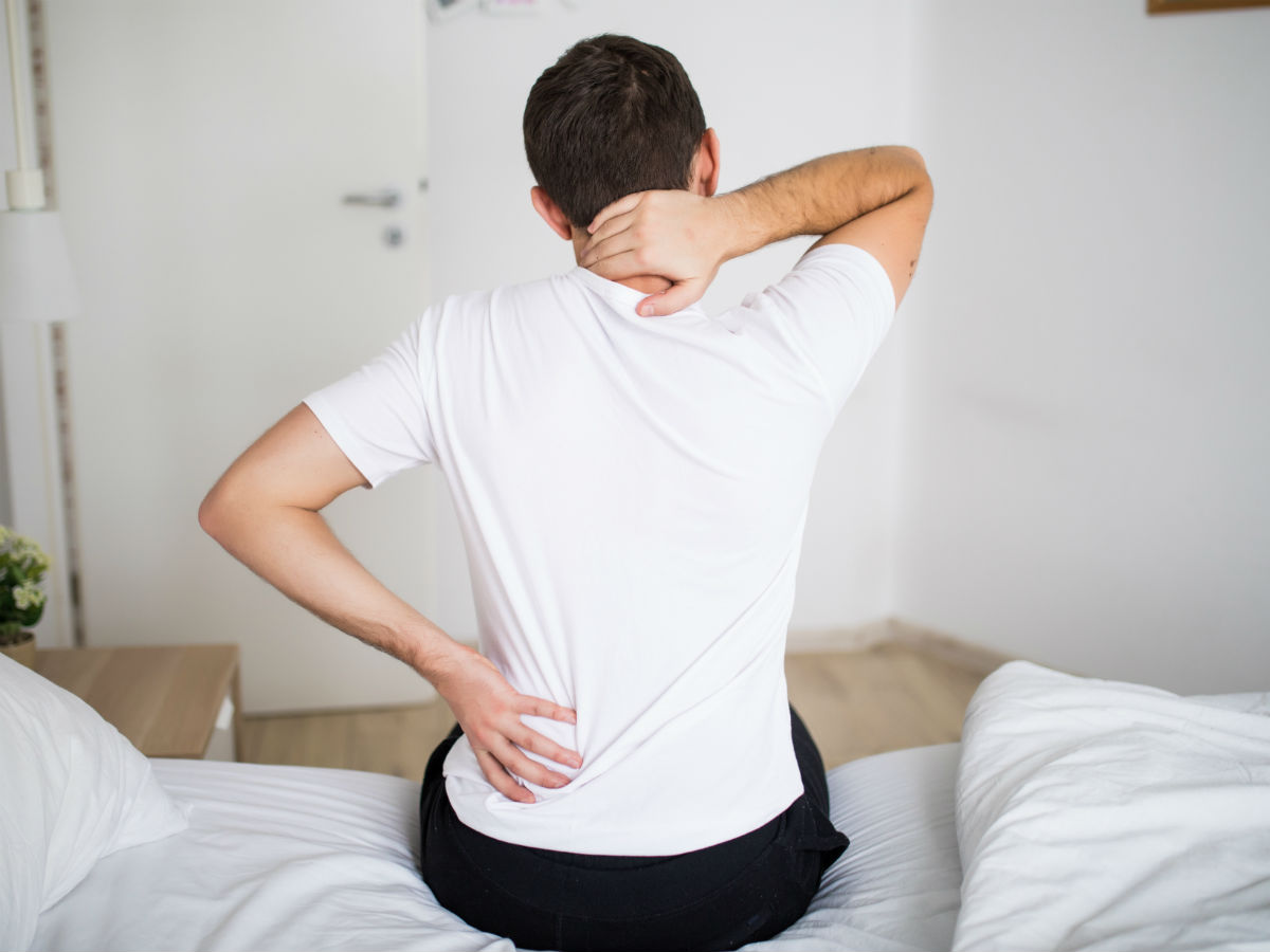 Back pain: a common sense approach to treatment | Nuffield Health